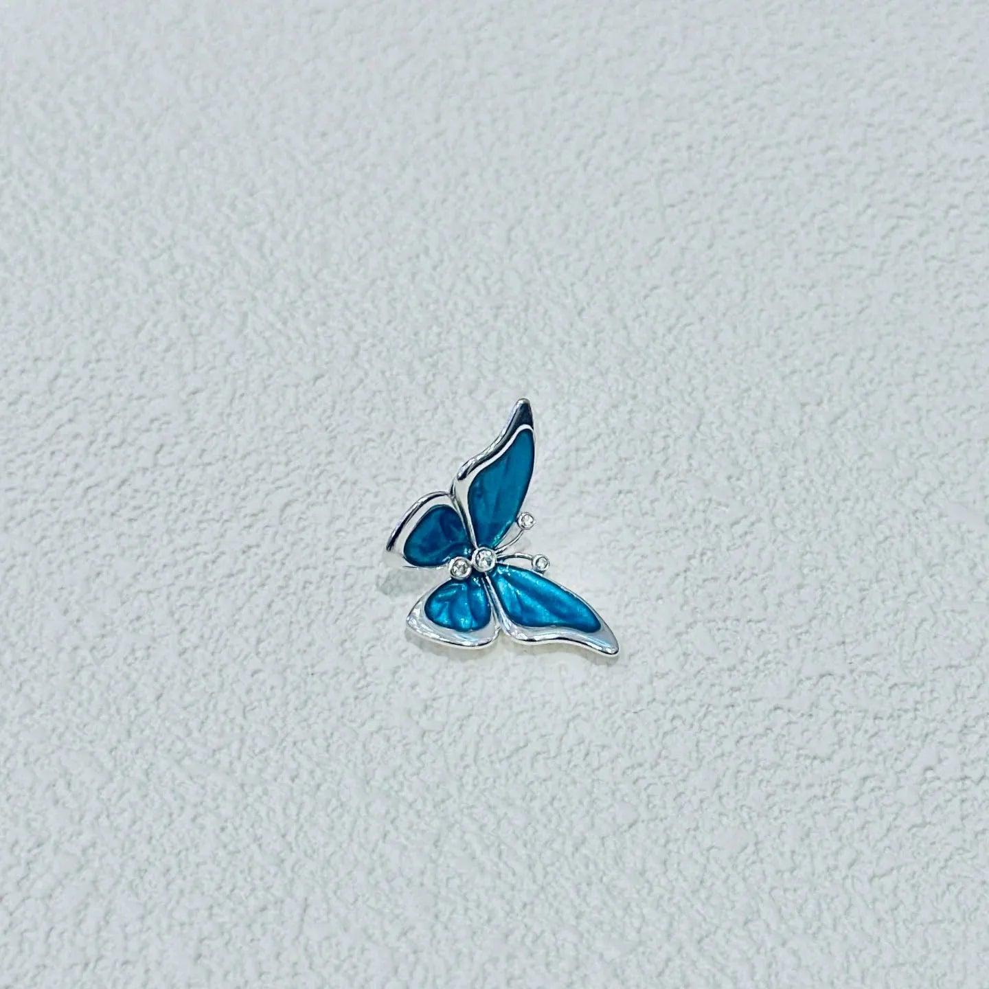 High Quality Sterling Sier S Butterfly Hummingbird Dragoy Charm Custom Jewelry