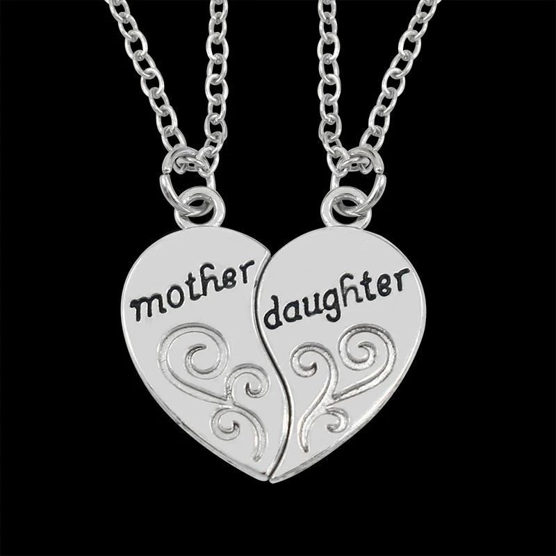Hot Mother Daughter Mother and Daughter Necklace Two-Part Heart Necklace
