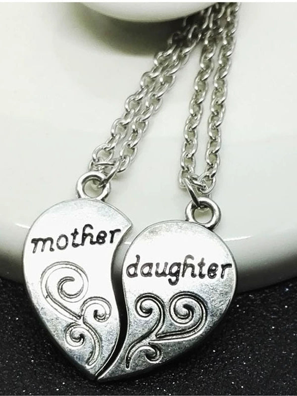 Hot Mother Daughter Mother and Daughter Necklace Two-Part Heart Necklace