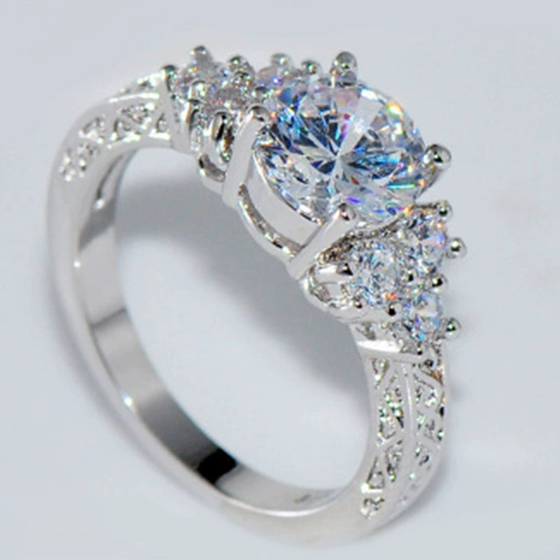 Moissanite Artificial Diamond Wedding Gift for Girlfriend