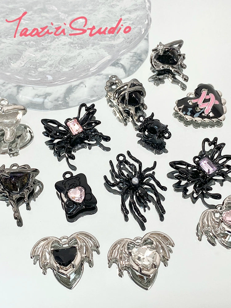 Sweet Cool Black Pink Sexy Liquid Alloy Pendant DIY Handmade Beaded Material Bracelet Necklace Ornament Bead Accessories