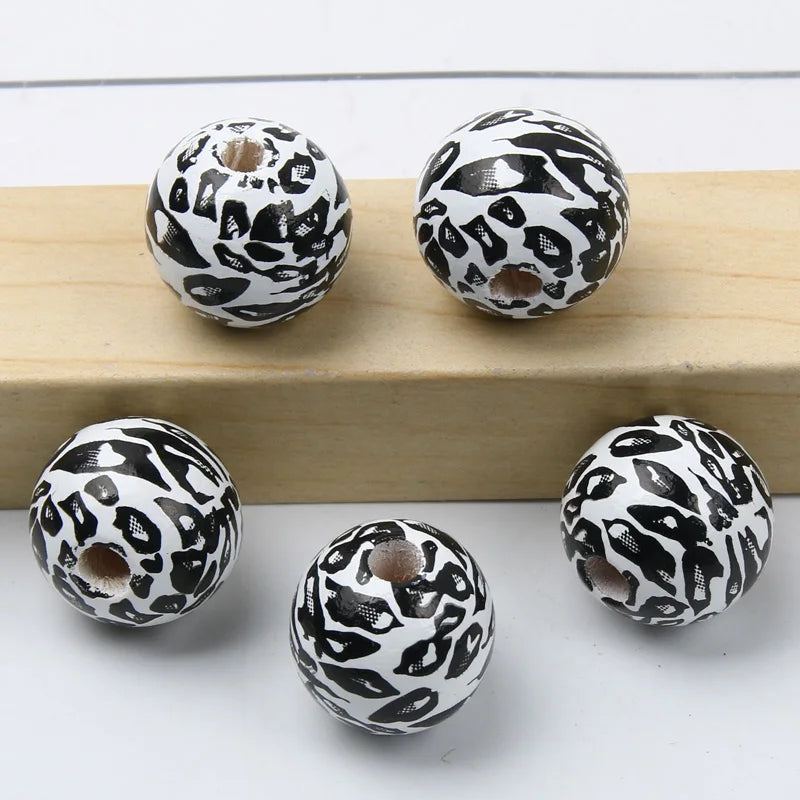 Round Balls Red Green Wooden Beads 15mm Cartoon Tree Letter Pattern Halloween Christmas Beads For Jewelry Making DIY Accessories