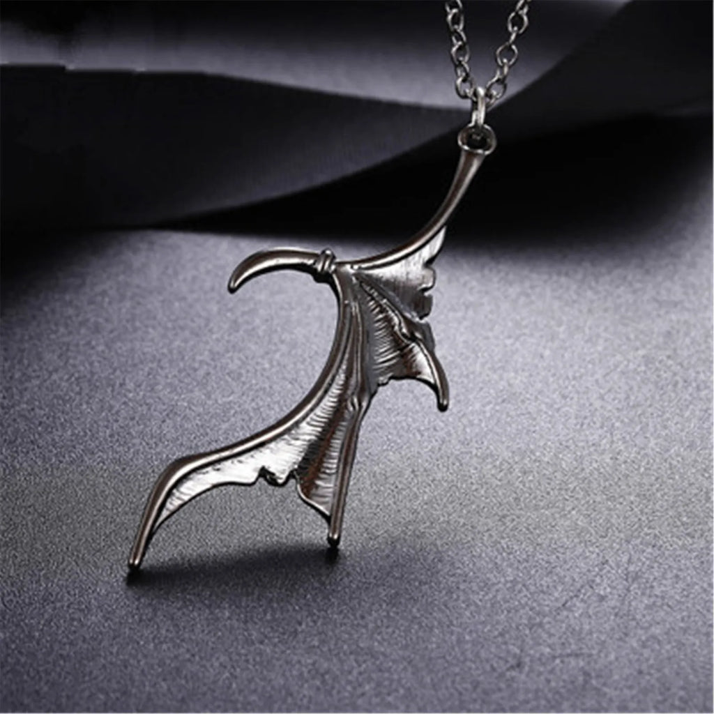 Bat Wing Necklace Men's Fashion Pendant Love Couple Stitching Alloy Necklace White Black Dragon Wing Heart Pendant Hip-hop Punk