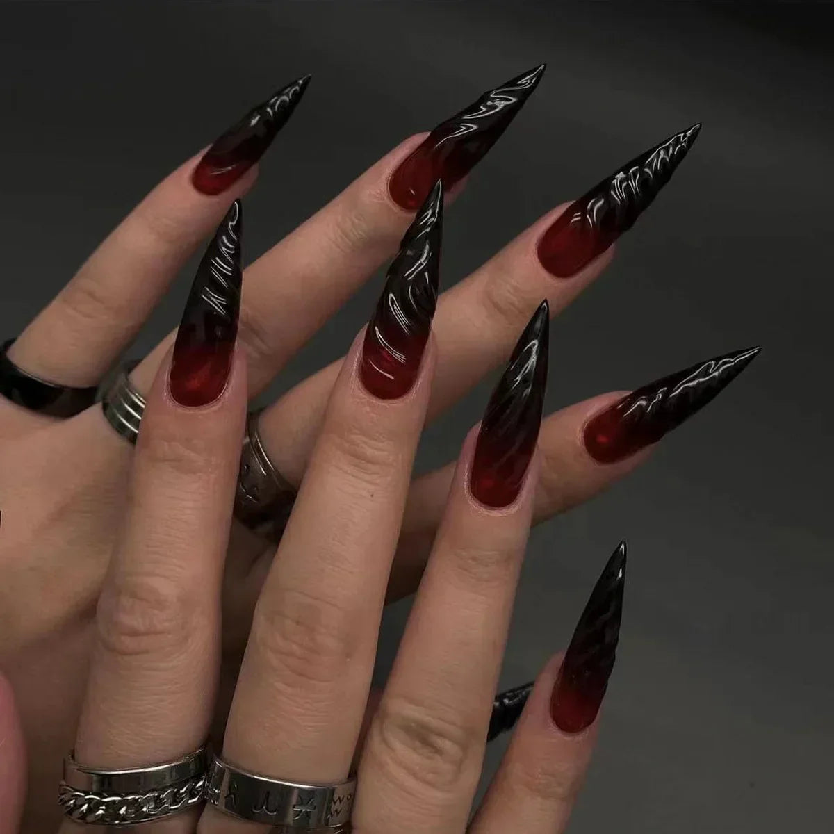 24pcs Halloween Fake Nails Black Red Gradient False Nails Dark Halo Wave Artificial Nails Wearable Long Stiletto Nail with Glue