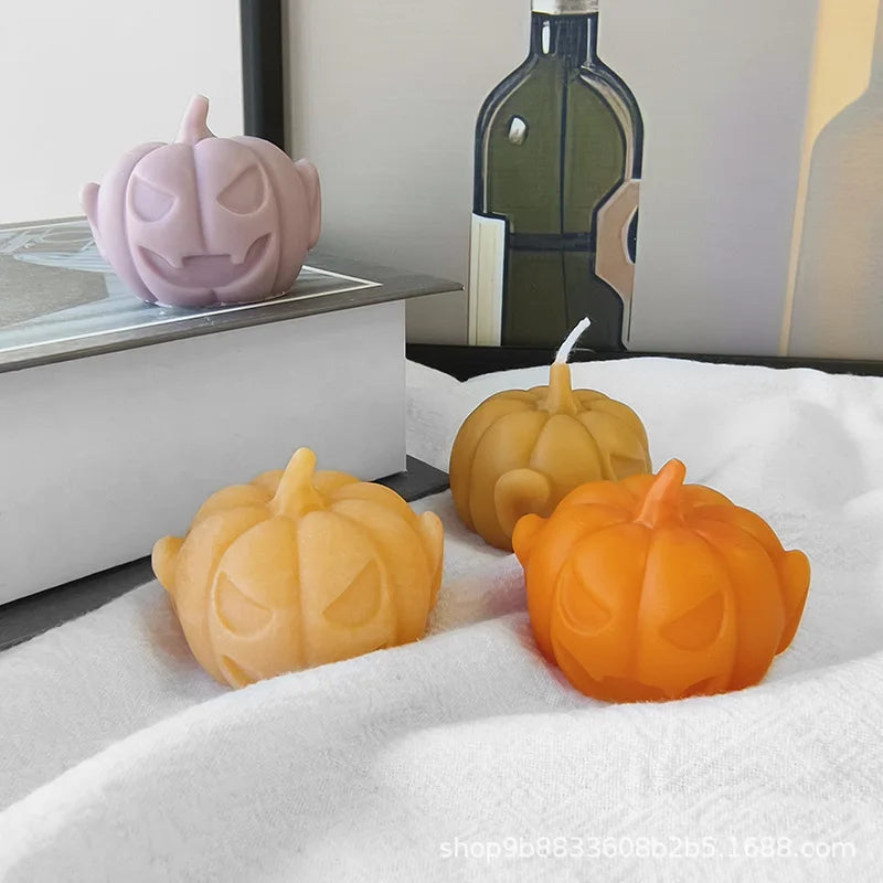 3D Smiling Pumpkin Silicone Candle Mold Halloween Pumpkin Skull Soap Gypsum Crafts Resin Mould Halloween Gift Making Tool