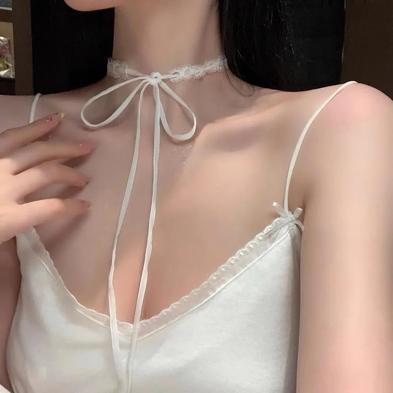 Gothic Slim Velvet Hollow Heart Choker Short Necklace for Women Vintage Women's Neck Chain Sexy Jewelry collares para mujer