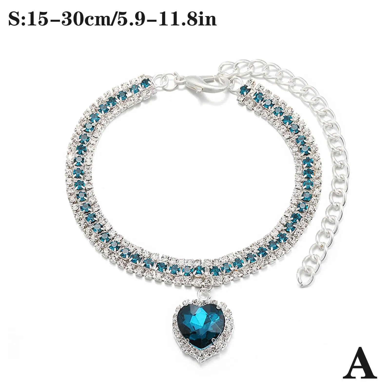 Luxury Crystal Cat Collar Love Pendant Necklace Pet Collar Adjustable Small Dog Cat Neck Ring Rhinestone Collar Pet Accessories