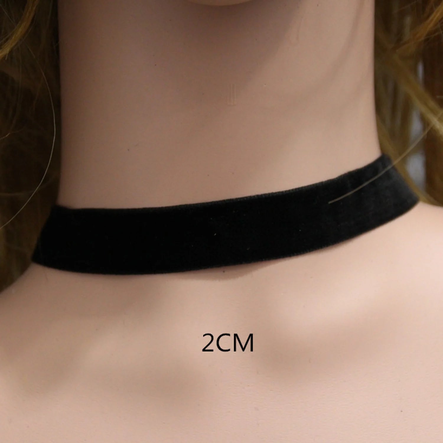 Fashion Sexy Punk Gothic Black Velvet Choker Necklaces Simple Vintage Clavicle Neck Chain Women Girls Party Jewelry Accessories