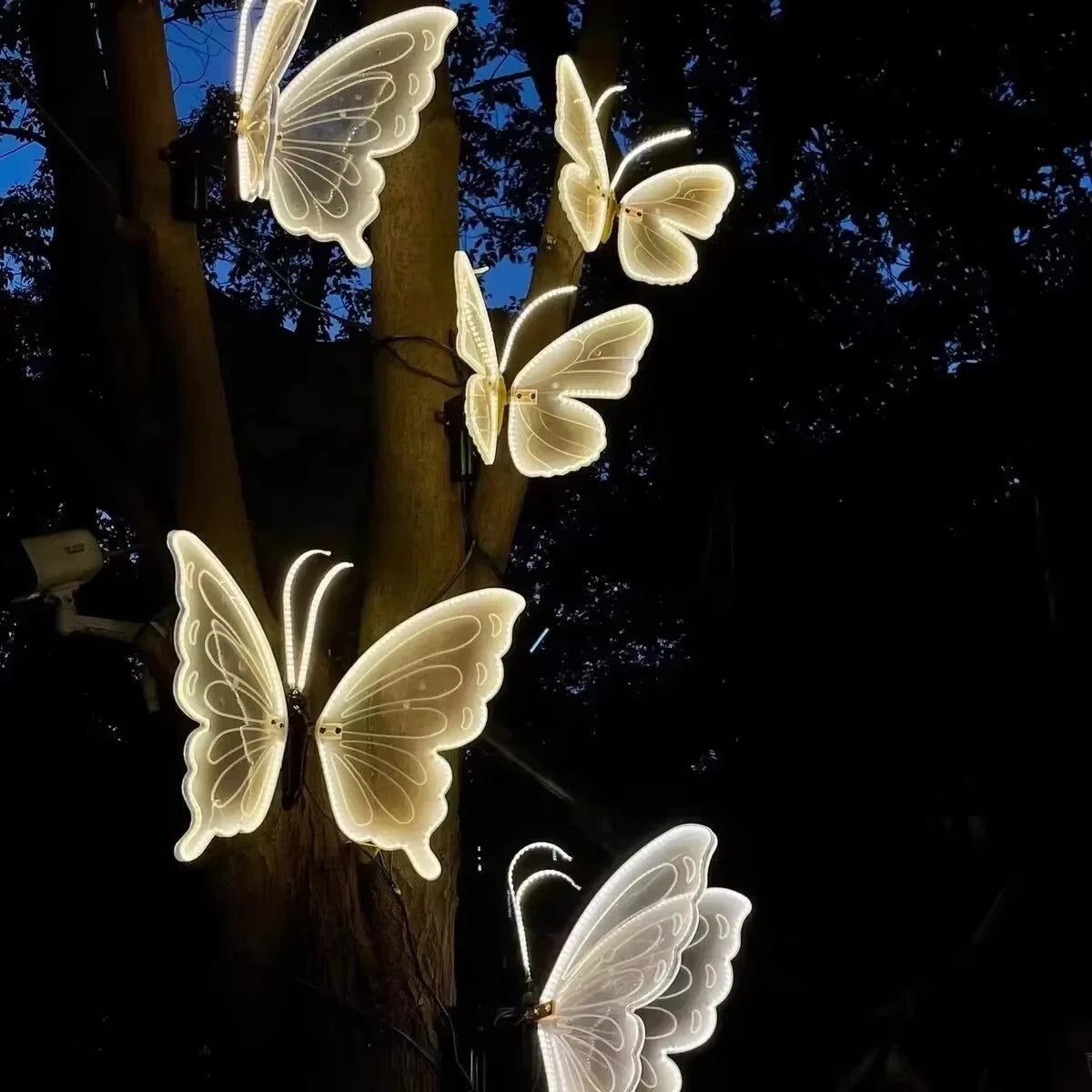 4 Pieces of LED outdoor simulation dynamic butterfly decoration realistic party wedding decorations items