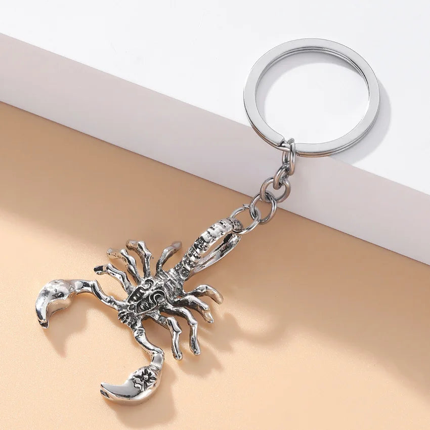 Scorpion Keychain Retro Punk Style Pendant Exquisite And Cool Jewelry Accessories Fashionable Halloween Christmas Party Gift