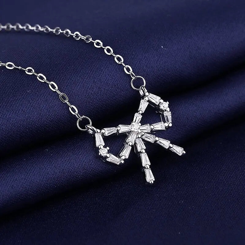 925 Sterling Silver Necklace For Women Round Pendent Sparkling Pave CZ Necklace Fashion Anniversary Birthday Jewelry Gifts N325