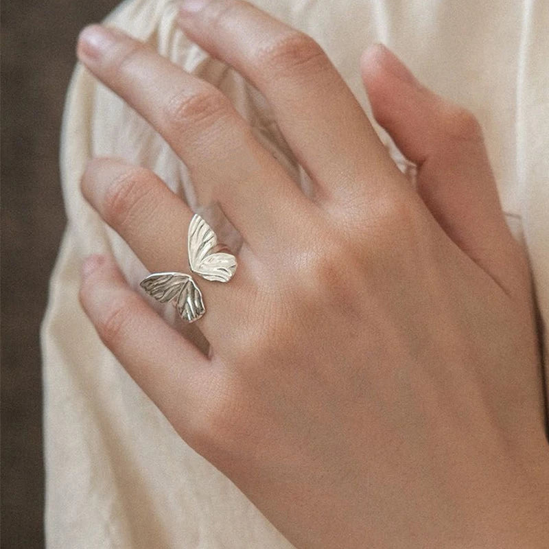 Bestselling 925 Sterling Silver Flower Shaped Hollow Design With Sparkling Zircon Star Ring Suitable For Women's Jewelry