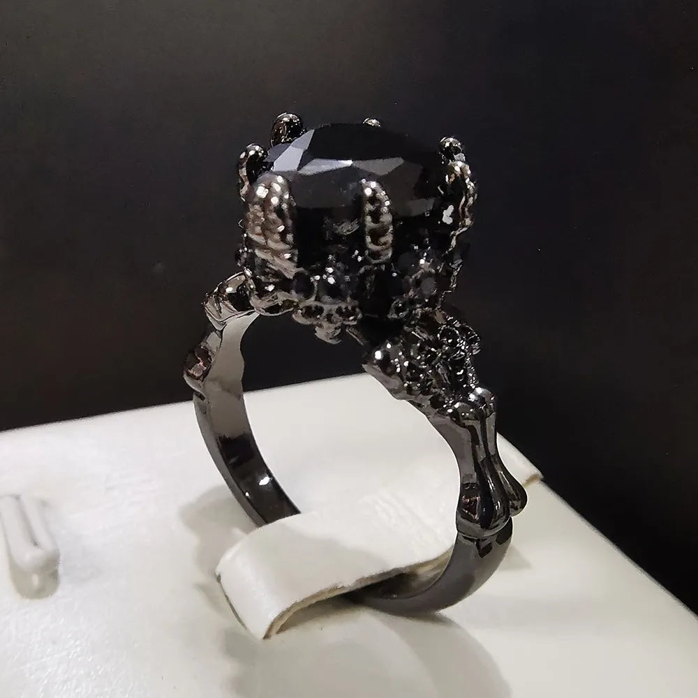 Gothic Skull & Heart-Shaped Zirconia Promise Ring - Perfect Halloween Gift for Her, Hip Hop Style Copper Band