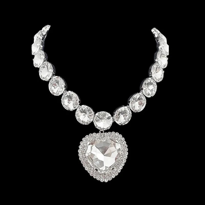 Necklace, earring, jewelry set, women's exaggerated heart-shaped collarbone chain, fashionable and simple jewelry, holiday gift