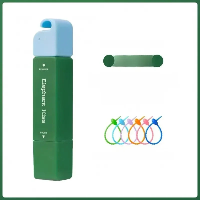 Portable Stain Remover Emergency Waterless Grease Tant Oil Drink Stains Removal Instant Powerful Degreasing Pen in Purses & Bag