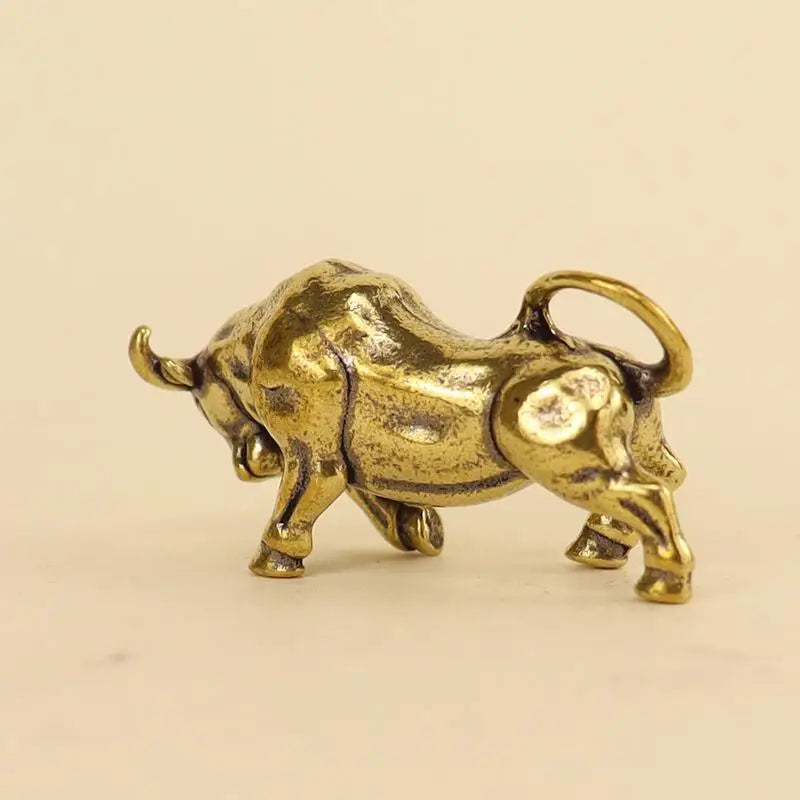 1 Piece Lucky Copper Animal Figurine Miniature Ornament Brass Bullfighting Statue For Home & Office Desk Decoration
