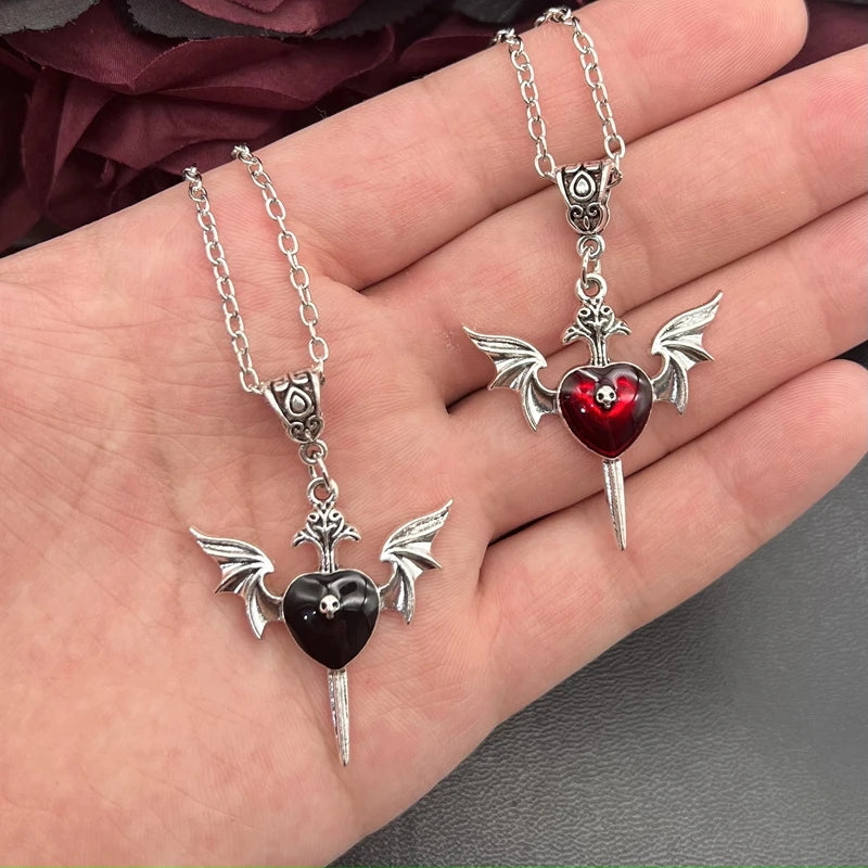 1pcs Punk Cross Skull Enamel Peach Heart Necklace Devil's Winged Dagger Heart Pendant Necklace Gothic Jewelry Gift