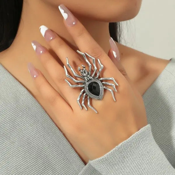 Gothic Fashion Rings For Women Girls Crystal Black Spider Open Ring Hip Hop Punk Irregular Animal Finger Jewelry Halloween Gift
