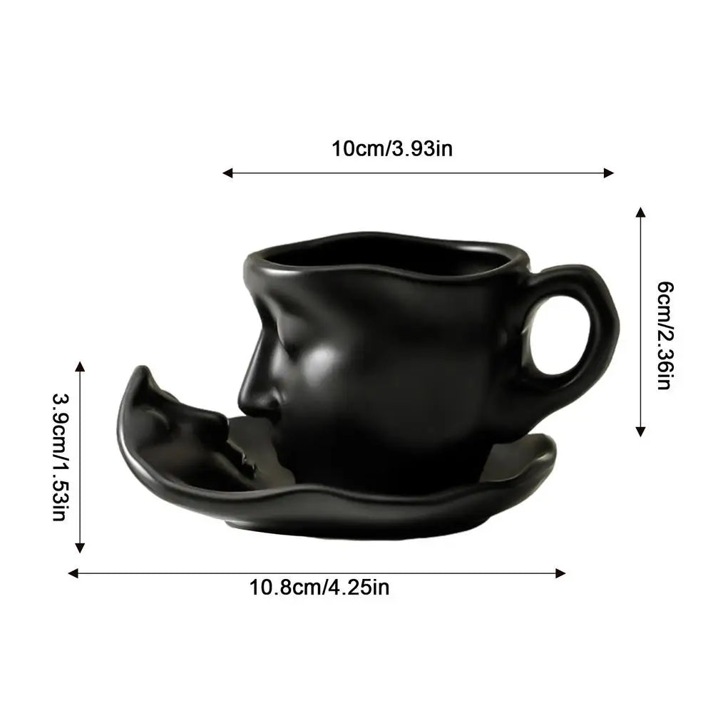 Creative Face Shape Porcelain Cup and Saucer Ceramics Tea Cup Artistic Kiss Ceramic Coffee Cups Office Cup Wedding Gifts