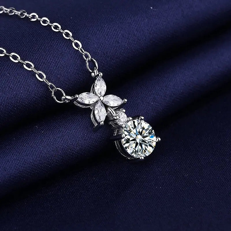 925 Sterling Silver Necklace For Women Round Pendent Sparkling Pave CZ Necklace Fashion Anniversary Birthday Jewelry Gifts N325