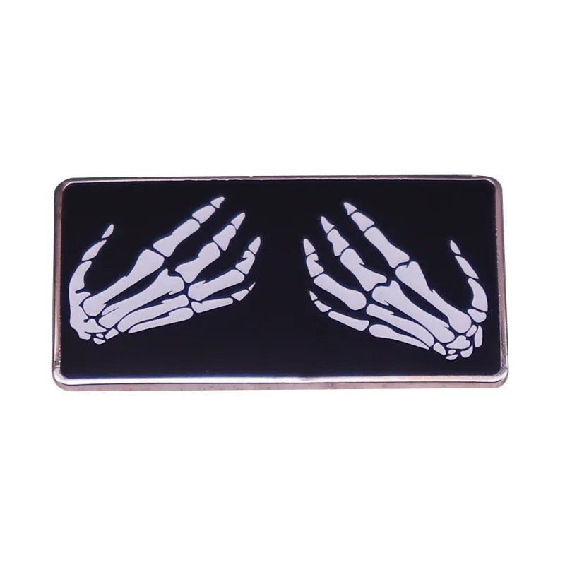 NEW Gothic Enamel Pins Halloween Terror Metal Brooch   Send Friend Fans Boutique Medal Gift Fashion Anime Badges Collecting