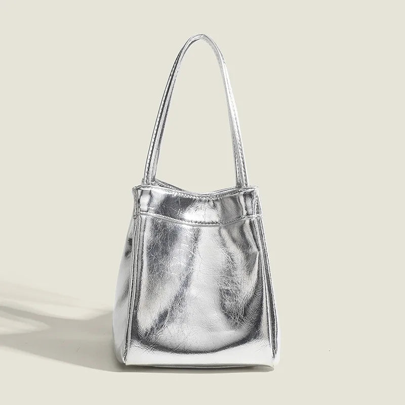Silver bucket bag for women 2024 new fashionable and simple lunch box bag, niche western-style texture hand-held small bag