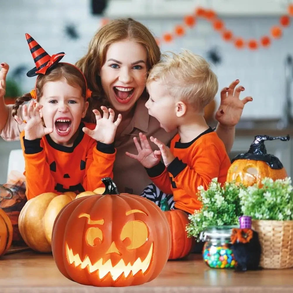 Halloween LED Pumpkin Lantern, LED Light Lamp Lantern Home Props Bar, Halloween Decor LED Lantern Scene Layout Home Decoration