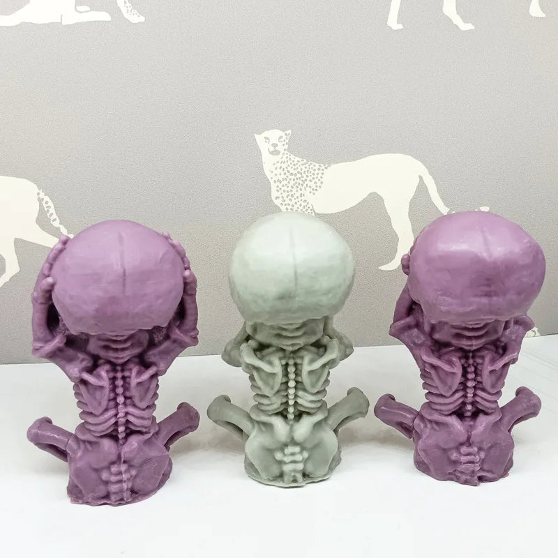 Halloween Fun Skull Silicone Mold 3D Stacked Skull Candle Soap Plaster Crafts Resin Molds Home Decor Halloween Gift Making Tool