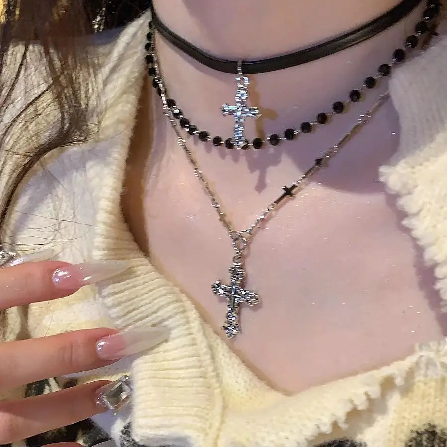 Gothic Punk Y2K Metal Cross Pendant Necklace For Women Men Lovers Vintage Multi Layer Bead Necklaces 90s EMO Charm Jewelry Gift