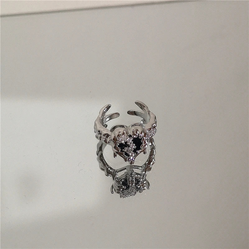 Punk Harajuku Goth Thorns Black Silver Color Irregular Heart Cross Open Ring For Women Men Lover Vintage 90s Y2K Grunge Jewely