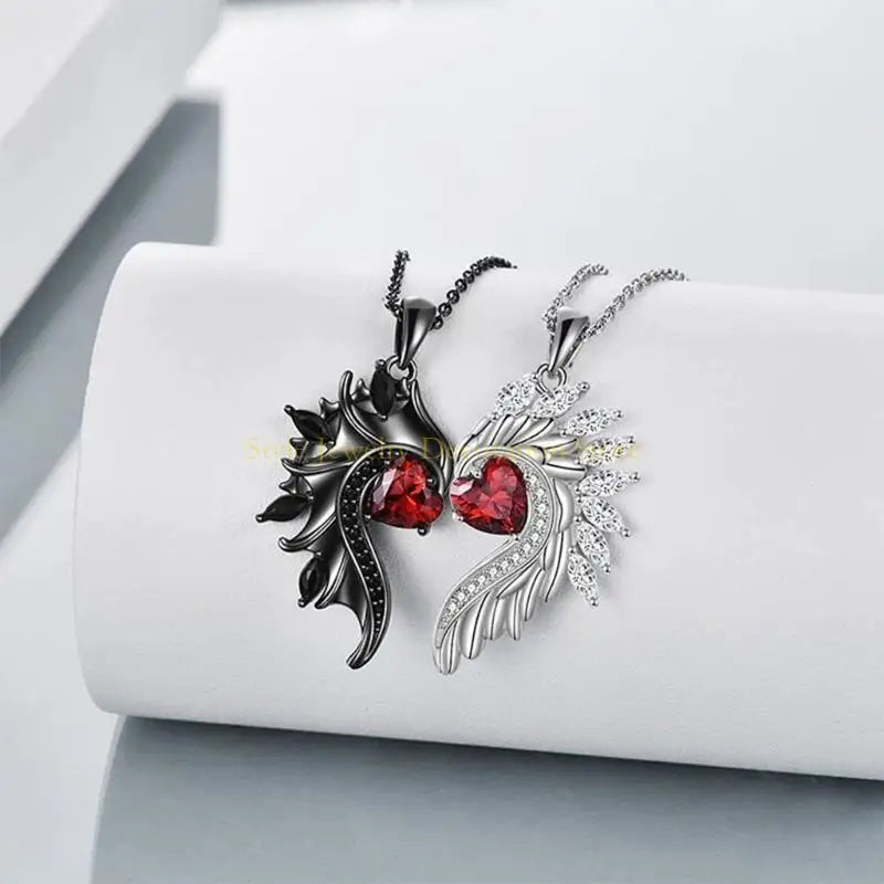 D46E Pendant Necklaces Angel Devil Wing Pendant Necklace Jewelry Alloy Material