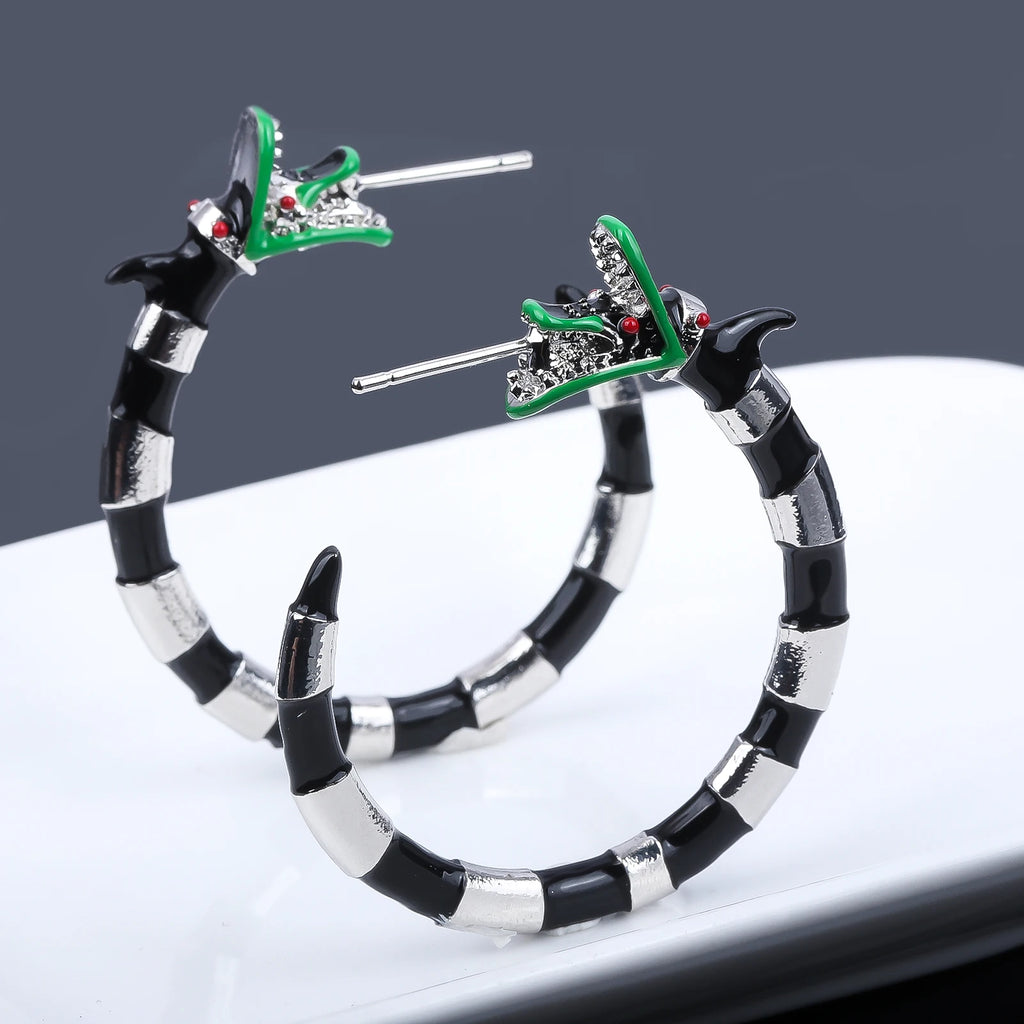 Gothic Style Halloween Betelgeuse Snake Earring for Women Beetle Juice Lydia Sandworm Creepy Jewelry Cosplay Props Accessories
