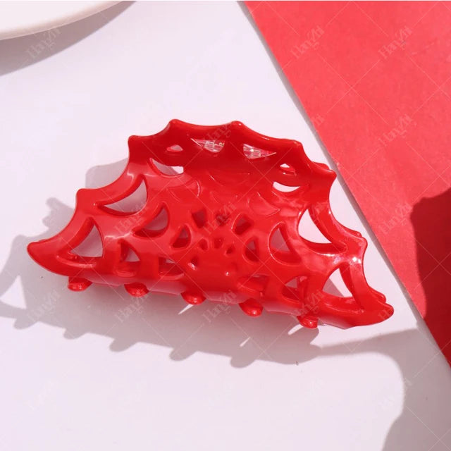 HANGZHI Dark Dragonfly Bat Spider Web Hair Clips Horror Exaggerates Halloween Hair Accessories for Women Kid New Funny Hairpin