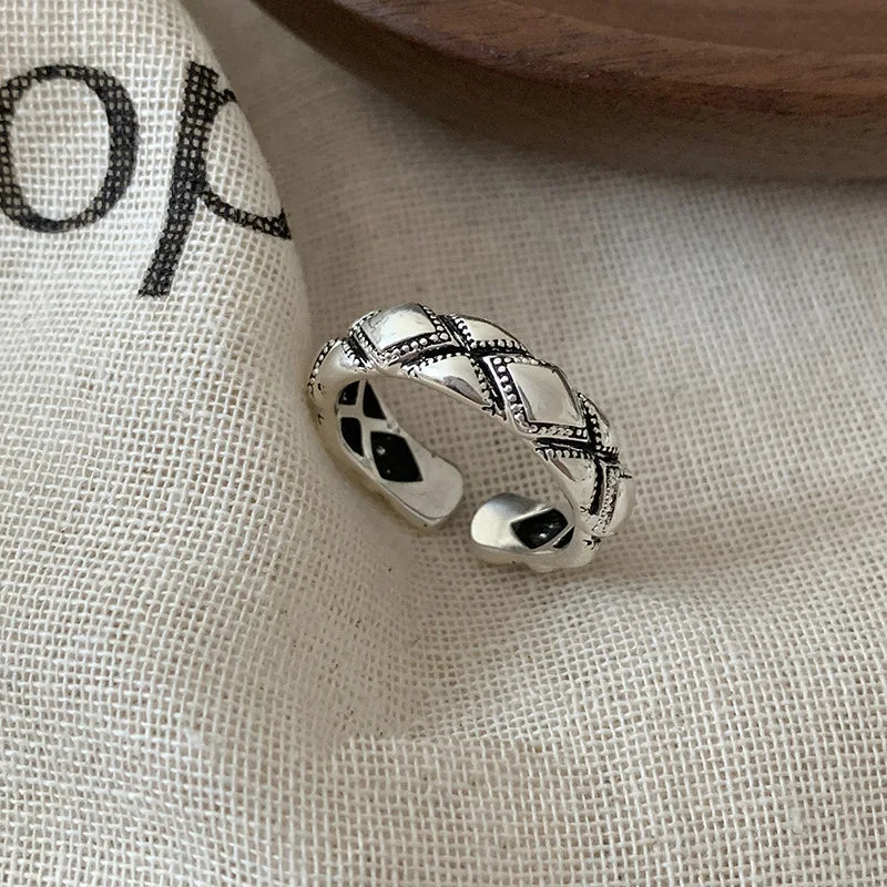 Bestselling 925 Sterling Silver Flower Shaped Hollow Design With Sparkling Zircon Star Ring Suitable For Women's Jewelry