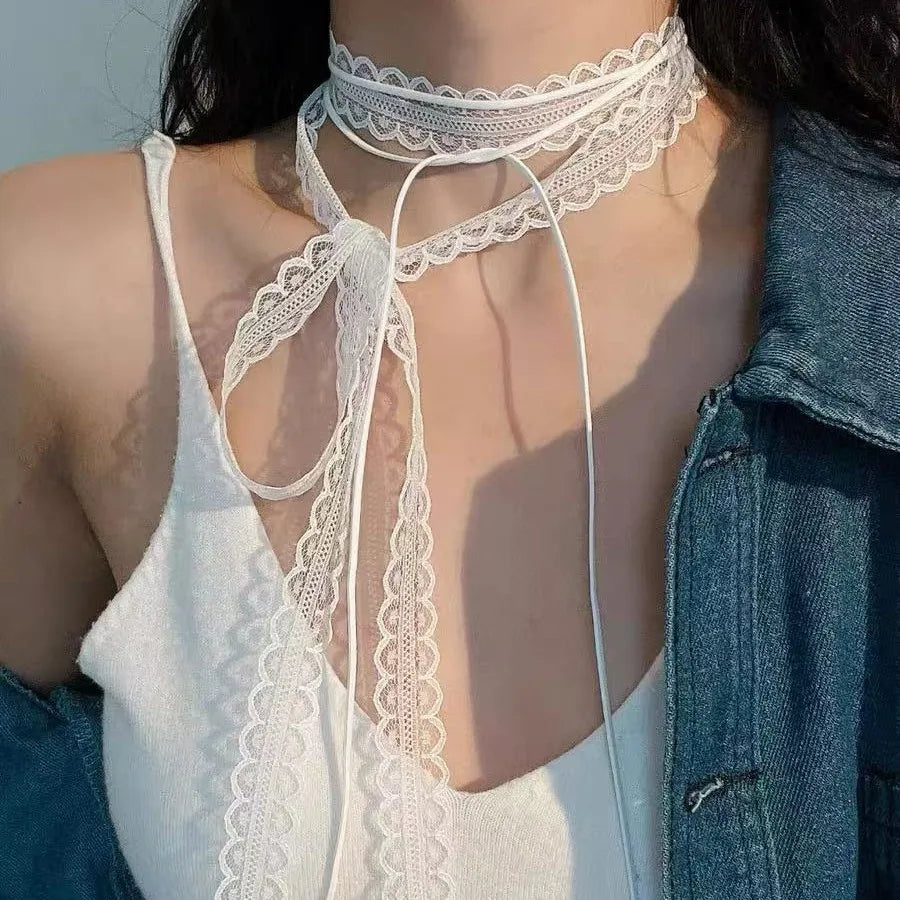 Gothic Slim Velvet Hollow Heart Choker Short Necklace for Women Vintage Women's Neck Chain Sexy Jewelry collares para mujer