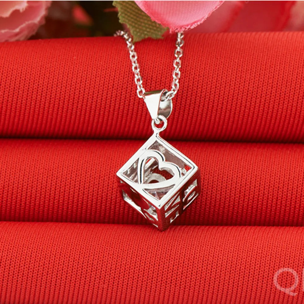 New 925 Sterling Silver Necklace For Women Round Pendent Sparkling Pave CZ Necklace Fashion Anniversary Birthday Jewelry Gifts