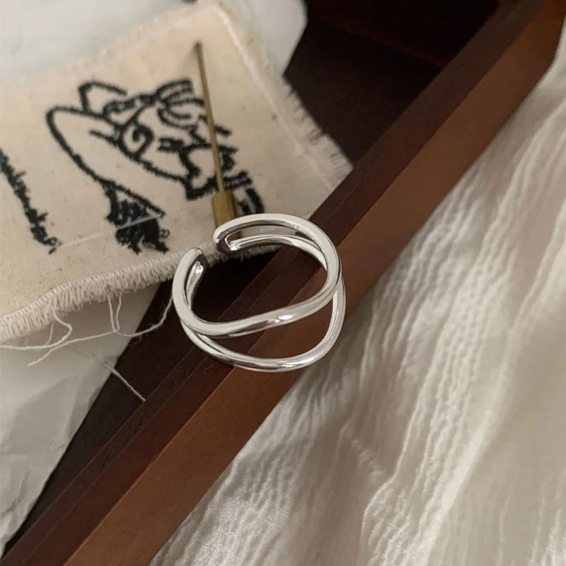 Bestselling 925 Sterling Silver Flower Shaped Hollow Design With Sparkling Zircon Star Ring Suitable For Women's Jewelry