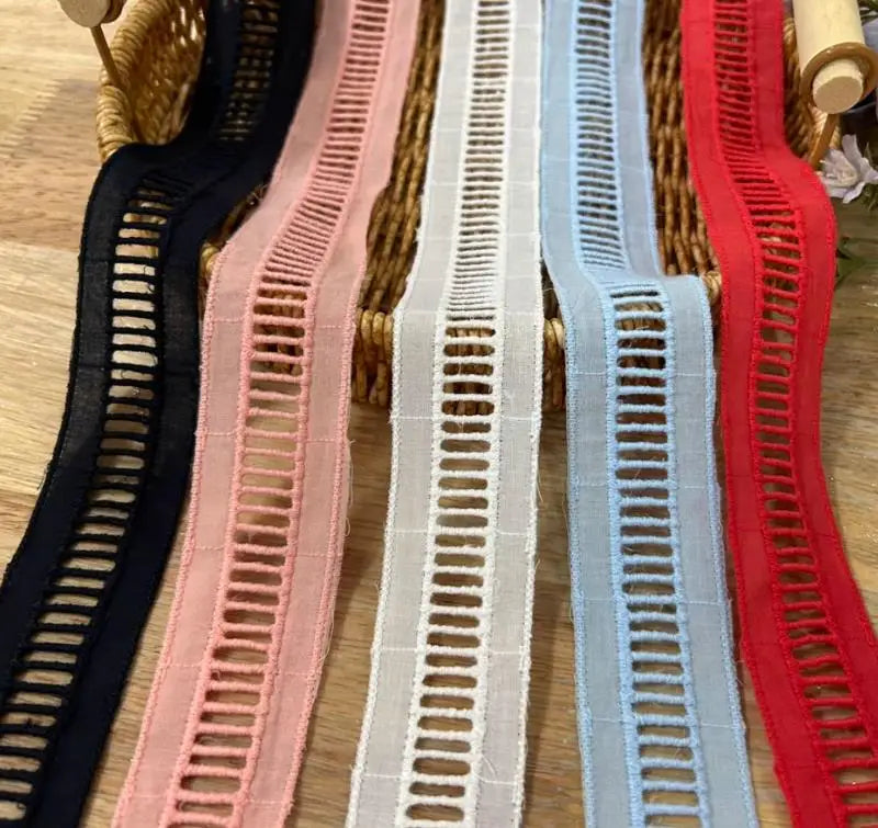 Novelty 3 Meters Clothes Laciness Accessories High Quality Pink Blue Red Cotton Cloth Embroidery Lace Trim 3.3cm Width