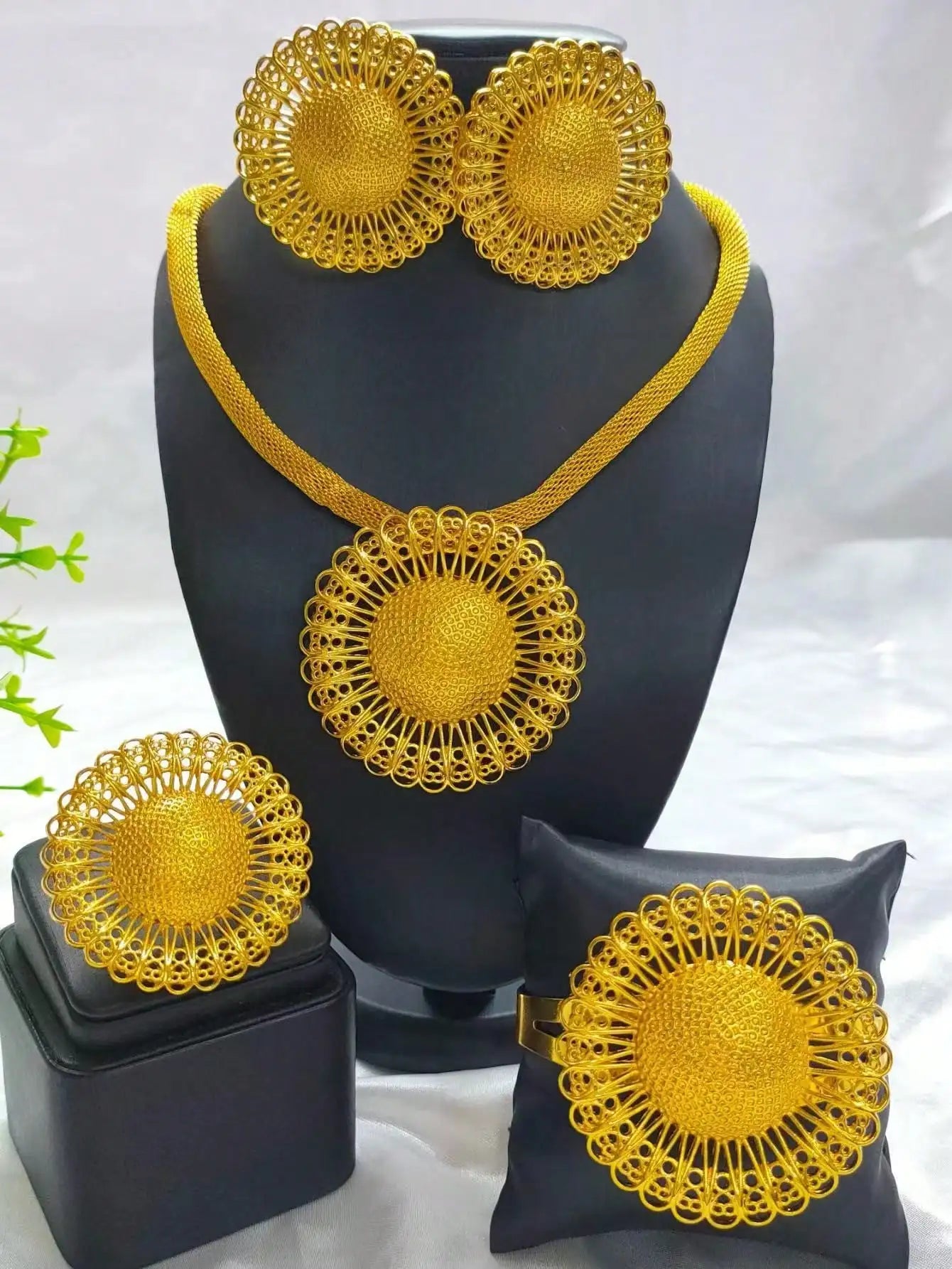 Nigerian Jewelery Set Wedding Jewelry For Women Dubai 24K Gold Color Jewlery African Designer Earrings Bridal Necklace