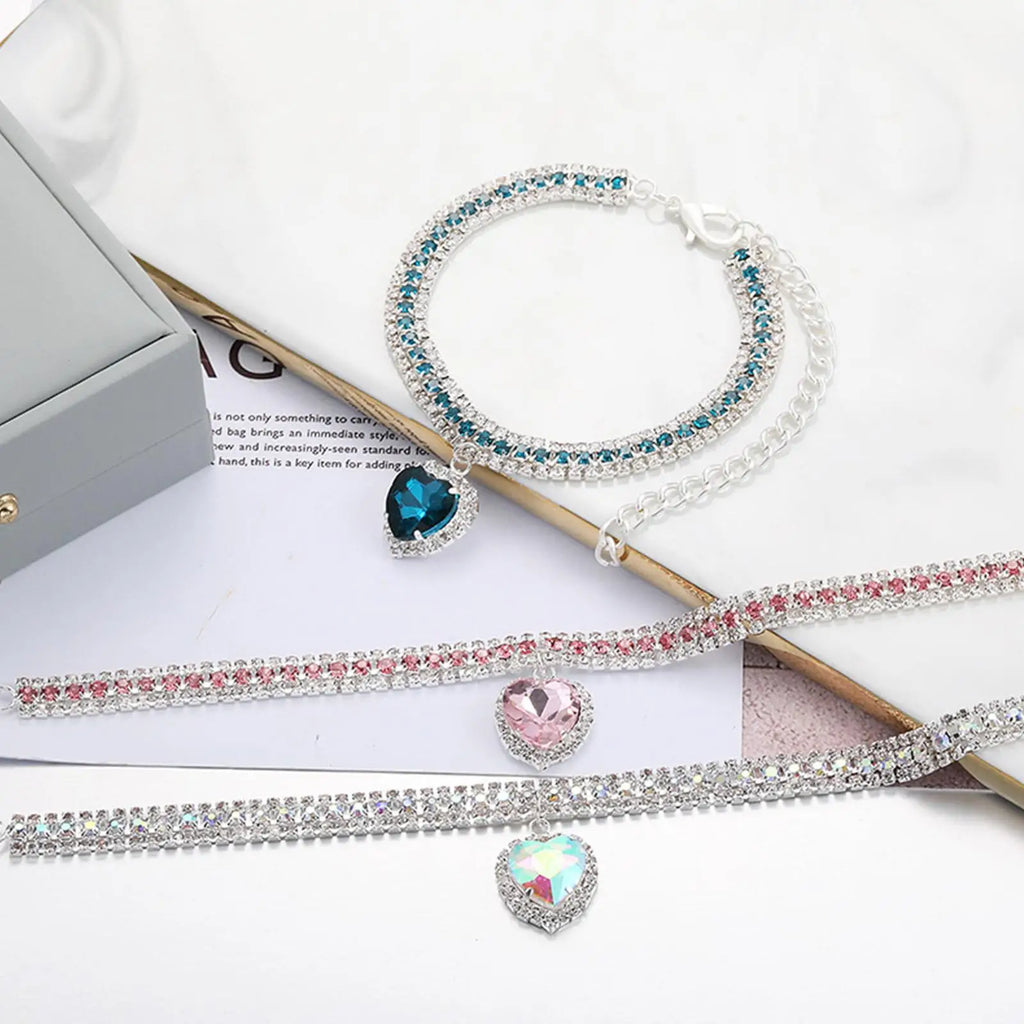 Luxury Crystal Cat Collar Love Pendant Necklace Pet Collar Adjustable Small Dog Cat Neck Ring Rhinestone Collar Pet Accessories