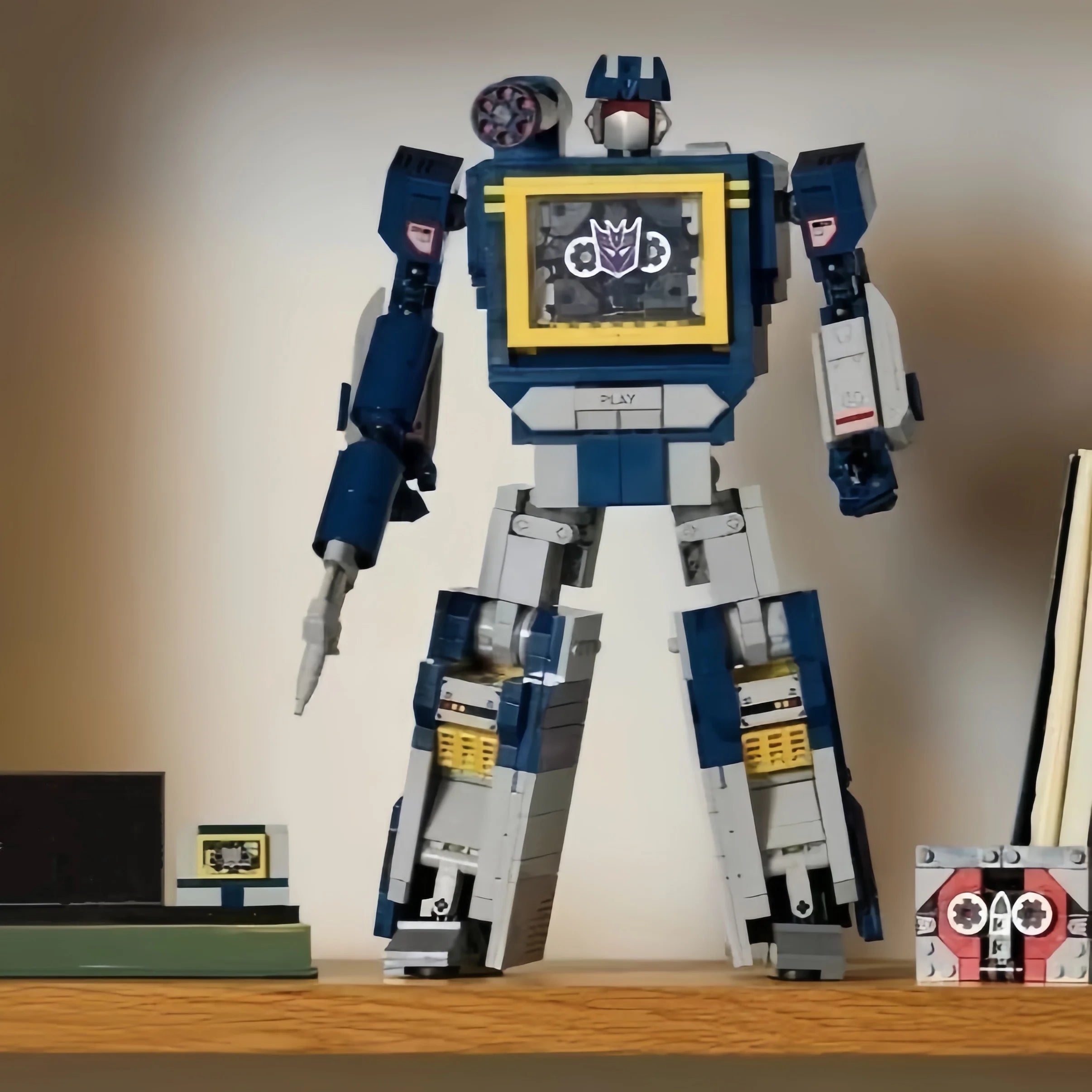 2025 New Icons 1505PCS  Blue Robot Model Building Blocks Creative Truck Car Mech Bricks Assembly   For Boy Toys Holiday Gift