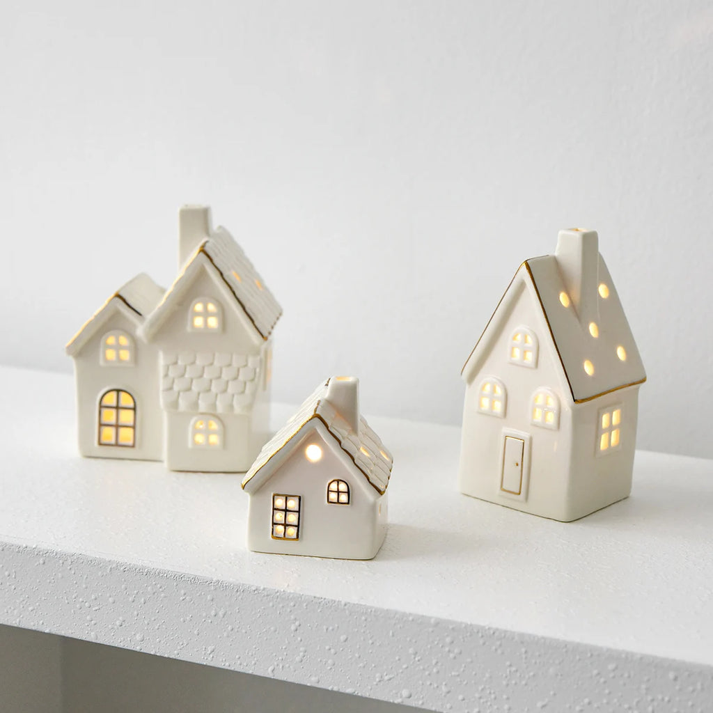1 Piece Ceramic Glowing Ceramic House Decorative Ornament for Living Room Festive Wedding Family Table Decoration Holiday Gift