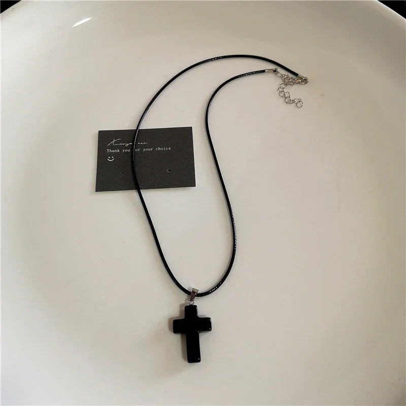 Punk Gothic Red Glass Cross Heart Pendant Pearl Necklace For Women Men Hip Hop Y2K 90s Short Choker Charms Jewelry Accessories