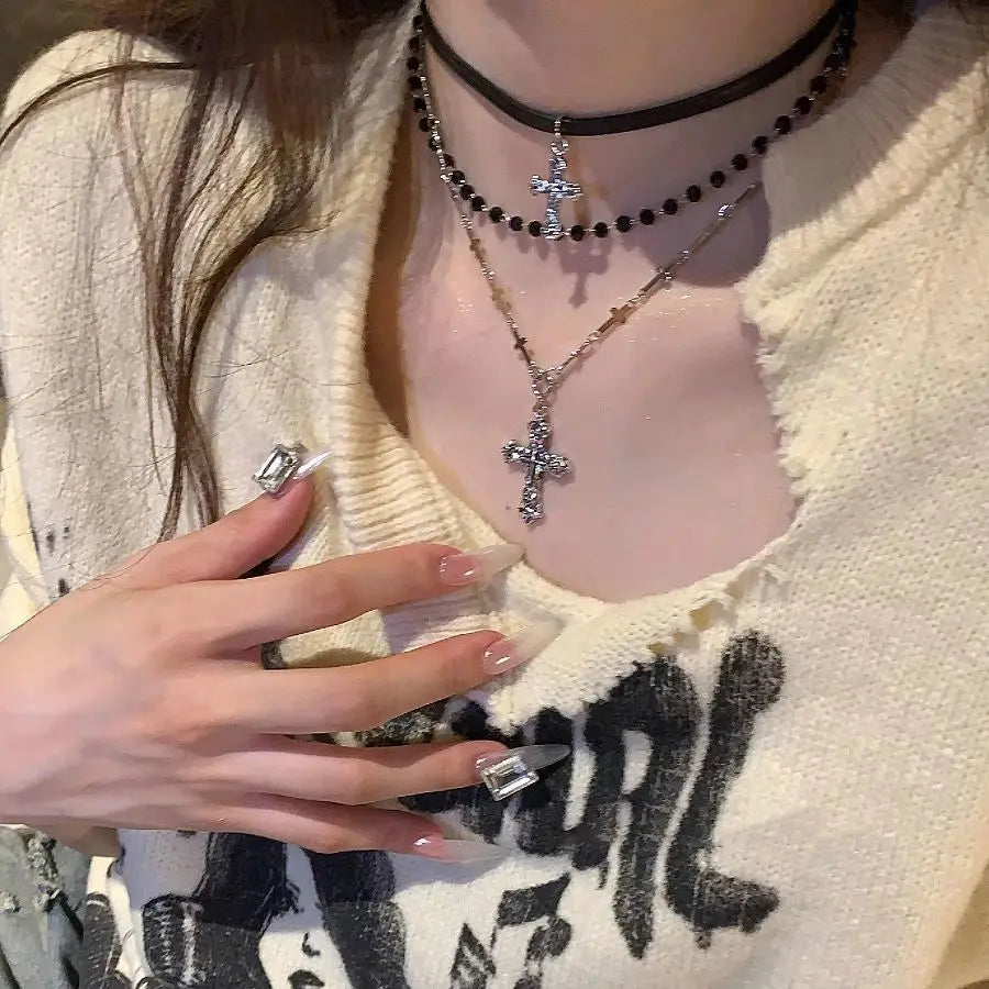 Gothic Punk Y2K Metal Cross Pendant Necklace For Women Men Lovers Vintage Multi Layer Bead Necklaces 90s EMO Charm Jewelry Gift