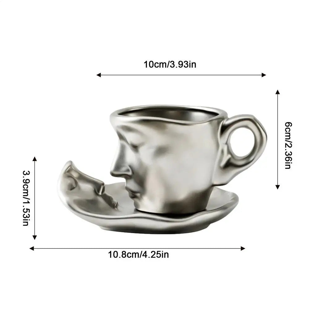Creative Face Shape Porcelain Cup and Saucer Ceramics Tea Cup Artistic Kiss Ceramic Coffee Cups Office Cup Wedding Gifts