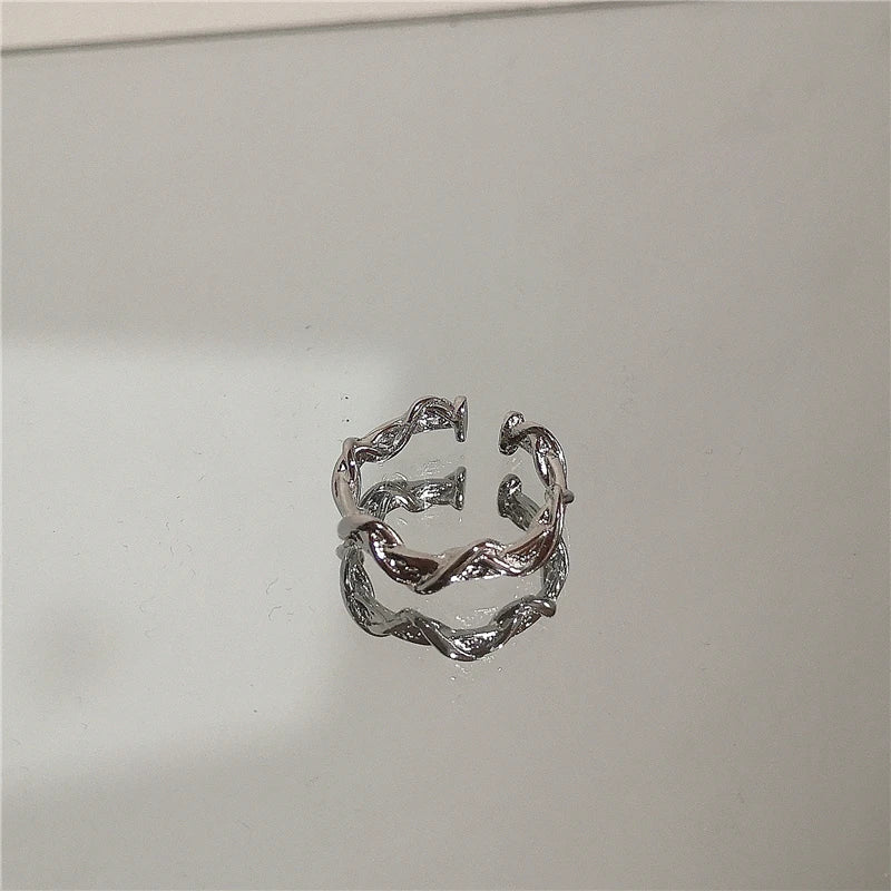 Punk Harajuku Goth Thorns Black Silver Color Irregular Heart Cross Open Ring For Women Men Lover Vintage 90s Y2K Grunge Jewely