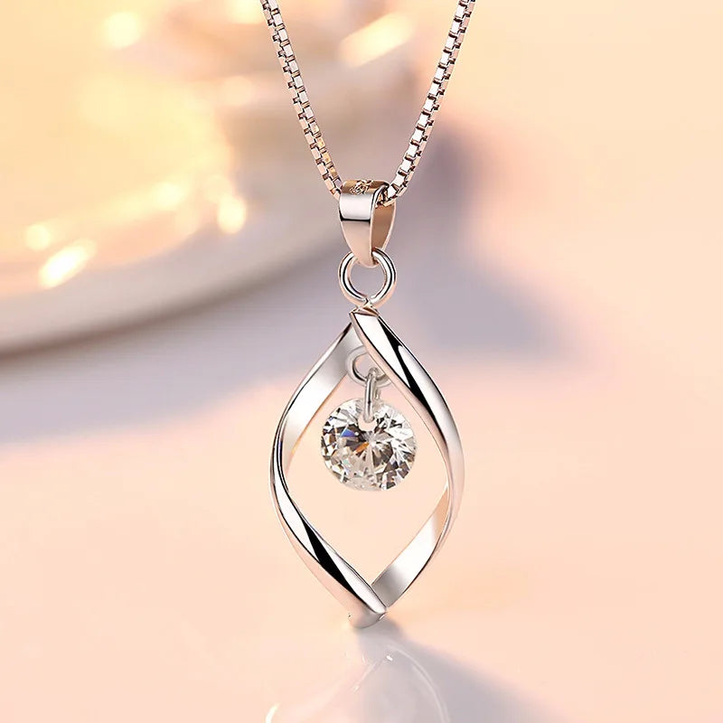 Women's Necklace 925 sterling silver Glowing Firefly Moon Heart Pendant necklace Fashion Day Valentine's Day jewelry gift