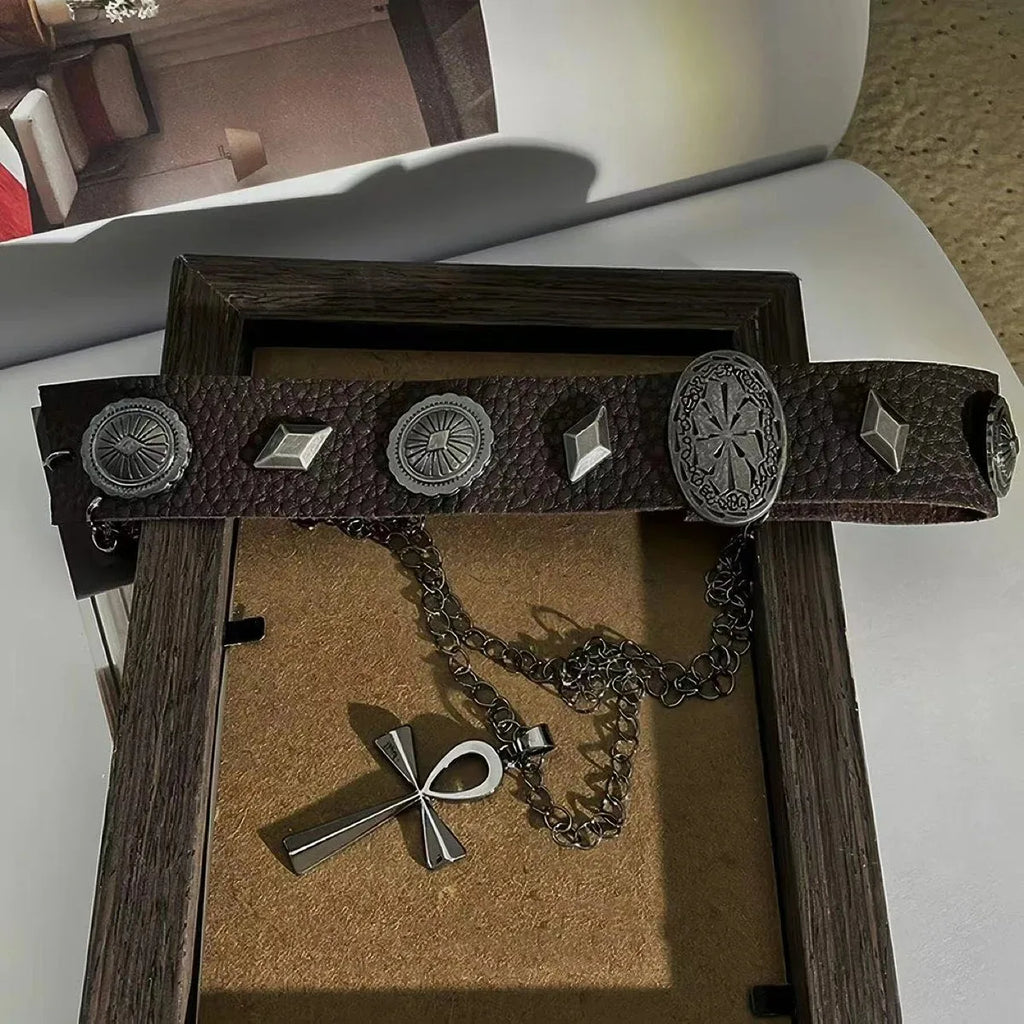 Maillard Style Y2K Gothic Multilayer Retro Brown Faux Leather Rivet Pendant Necklace for Women Fashion Delicate Choker Jewelry