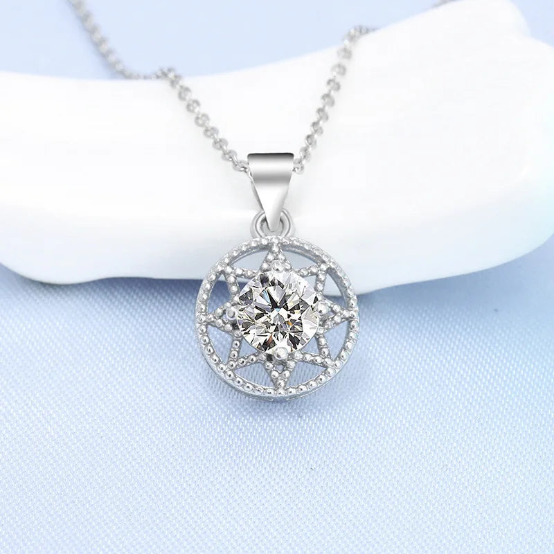 925 Sterling Silver Necklace For Women Round Pendent Sparkling Pave CZ Necklace Fashion Anniversary Birthday Jewelry Gifts N325