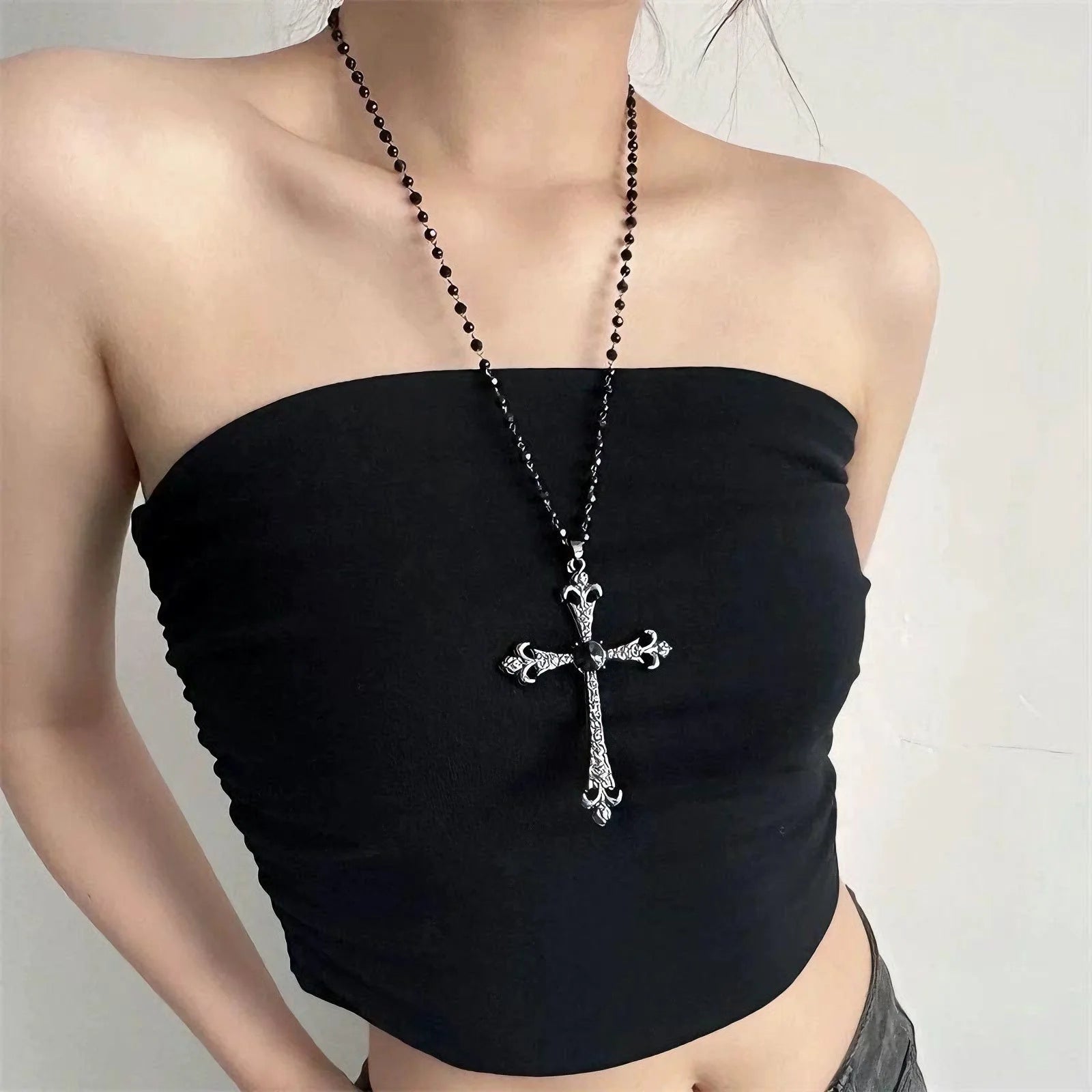 Summer Black Rhinestone Cross Jesus Pendant Choker Necklace for Women Punk Vintage Double Layers Chain 2025 Neck Boho Jewelry